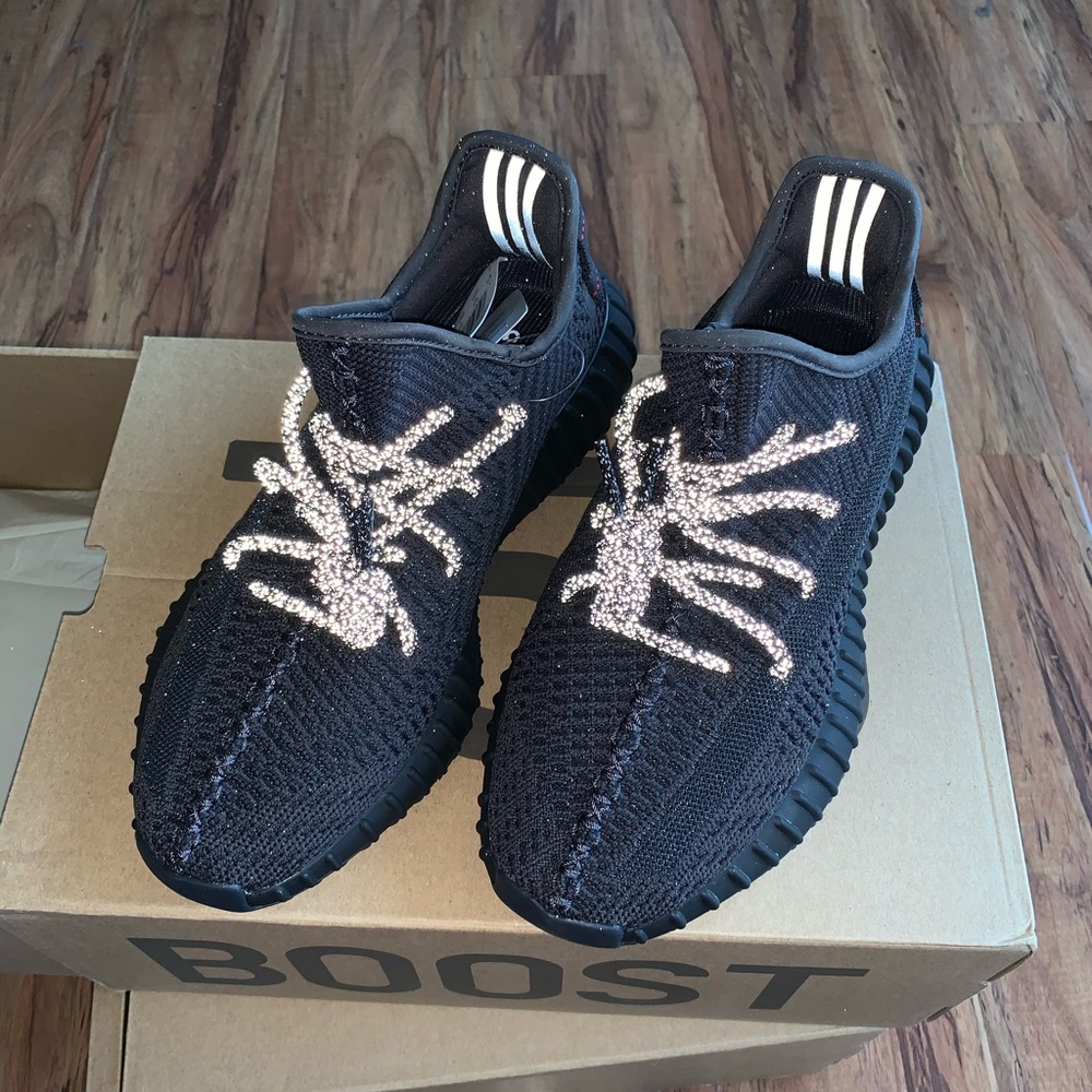 Adidas Yeezy 350’s size 7 DS